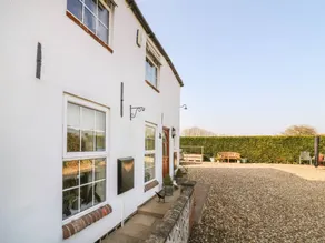 Cottage avec jardin - Image 3
