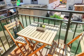 Appartement de vacances avec terrasse | Vue ville - Image 3