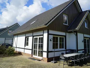 Family-friendly beautiful villa with terrace, sauna & heated pool - Image 4