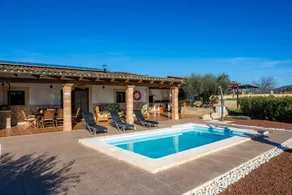 Villa with terrace, private pool & barbecue | Mountain view - Image 2