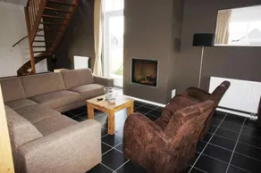 Spacious house with garden, barbecue & terrace - Image 4
