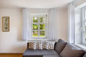 Apartment 'Fewo Am Uplandsteig' with Shared Terrace, Garden and Wi-Fi - Image 4