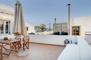 Maison entièrement équipée avec terrasse, jardin et barbecue | Vue ville | Proche de la plage | Avec animaux autorisés - Image 2