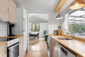 Holiday home with terrace & barbecue - Image 3
