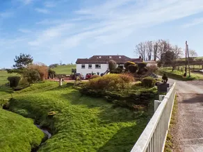 Landhaus mit Garten | Flussblick - Image 2
