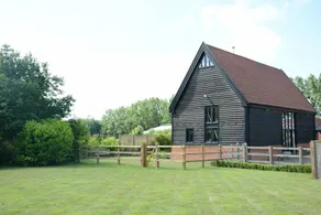 Child-friendly cottage with BBQ & garden | Pets are welcome - Image 2