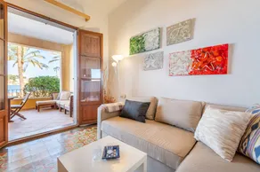 Fully equipped holiday apartment with terrace | Sea view | Beach nearby - Image 4