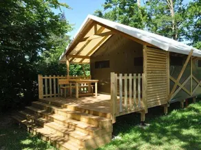 Tent with terrace | Beach nearby - Image 4