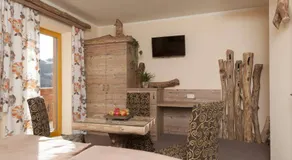 Farm with terrace & garden | Mountain view - Image 2