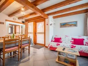 Cottage with garden, BBQ & terrace | Mountain view - Image 2