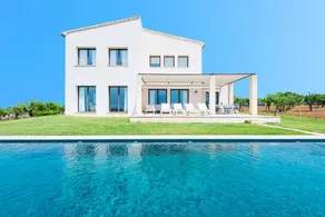 Family-friendly wonderful villa with terrace, private pool & barbeque - Image 3