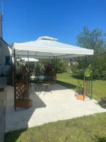 Fully equipped holiday apartment with garden & terrace | Garden view - Image 4
