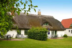 Children-friendly house with terrace, garden & sauna - Image 2
