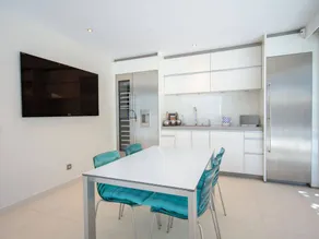 Holiday apartment with terrace, garden & pool | Mountain view - Image 5