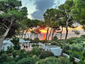 Villa with garden, terrace & barbecue | Panoramic view - Image 4