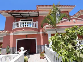 Fully equipped villa with pool | Close to the beach - Image 2