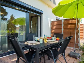 Charmantes Apartment mit Terrasse, Pool und Garten - Image 3