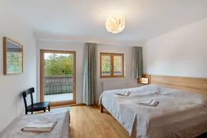 Holiday Home 'Gruppenhaus Baiersbronn Lug Ins Tal' with Mountain View, Private Terrace and Wi-Fi - Image 3