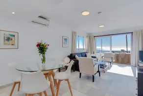 Familienorientierte gemütliche Ferienwohnung mit Pool, Terrasse und schnellem Internet | Meerblick | Nah am Strand - Image 4