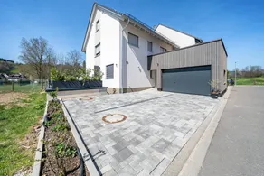 Appartamento adatto alle famiglie con terrazza | Vista sul giardino | Ideale per lavorare da remoto - Image 3
