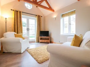 Casa rural con jardín - Image 3