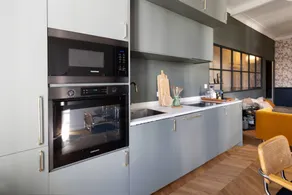 Apartment with terrace - Image 5