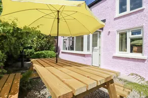 Children-friendly pleasant cottage with garden | Dogs allowed - Image 2