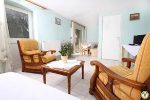 Gîte avec jardin et terrasse - Image 3