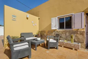 Appartement avec jardin et terrasse | Vue montagne - Image 2