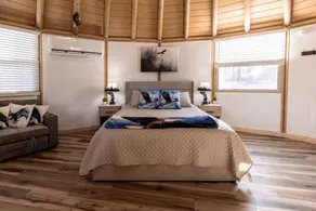 Cozy Yurt Hideaway with Tranquil Forest Surroundings in Murray, Kentucky - Image 5