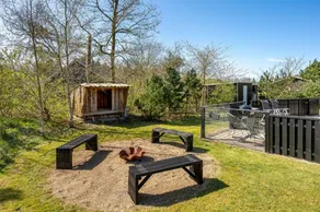 Fully equipped house with terrace, jacuzzi & sauna - Image 4