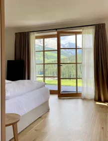 Charming apartment with garden | Mountain view | Close to the ski - Image 2