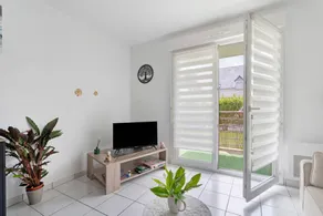Holiday apartment with terrace - Image 2