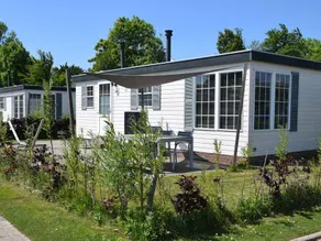 Chalet with heated pool | Garden view - Image 4