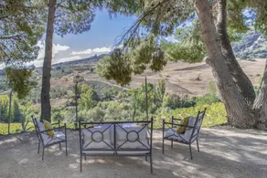 House with garden, BBQ & terrace | Mountain view - Image 3