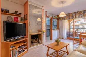 Flat with garden, terrace & pool | Garden view - Image 4