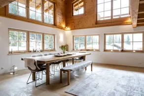 Chalet with sauna, terrace & private pool - Image 4