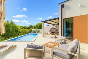 Fully equipped wonderful villa with heated pool, barbeque & terrace - Image 4