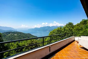 Casa con terrazza, giardino e griglia | Vista sul giardino - Image 3