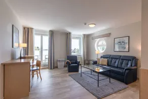 Ferienwohnung Bina Zingst – strandnah, Balkon & Tiefgarage am Kurpark - Image 3