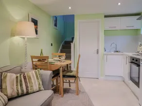Family-friendly charming cottage with garden | Beach view | Close to the beach | Pets allowed - Image 4