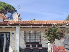 Holiday home with terrace - Image 2
