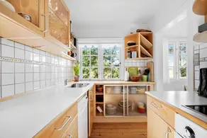 Child-friendly house with terrace & barbecue | Sea view | Dogs allowed - Image 4