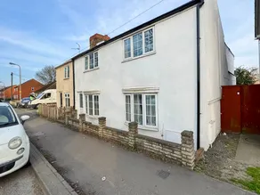 Riverside Cottage - Image 5