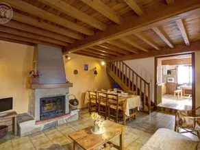 Cottage with barbeque & garden - Image 5
