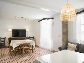 Luxury House in Íllora - 6 Bedrooms, Terrace, Wi-Fi - Image 2
