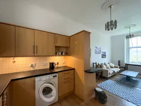 Apartamento vacacional con 2 habitaciones para 4 personas - Image 4