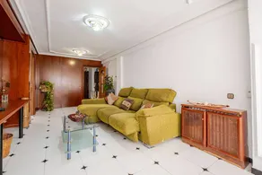Apartment with terrace | City view - Image 2