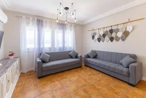 Spacious Villa near Toledo with Private Pool, Panoramic Views and Wi-Fi - Image 3