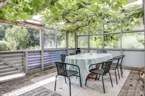 House with terrace - Image 2